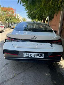 هیوندای ئەلەنترا
